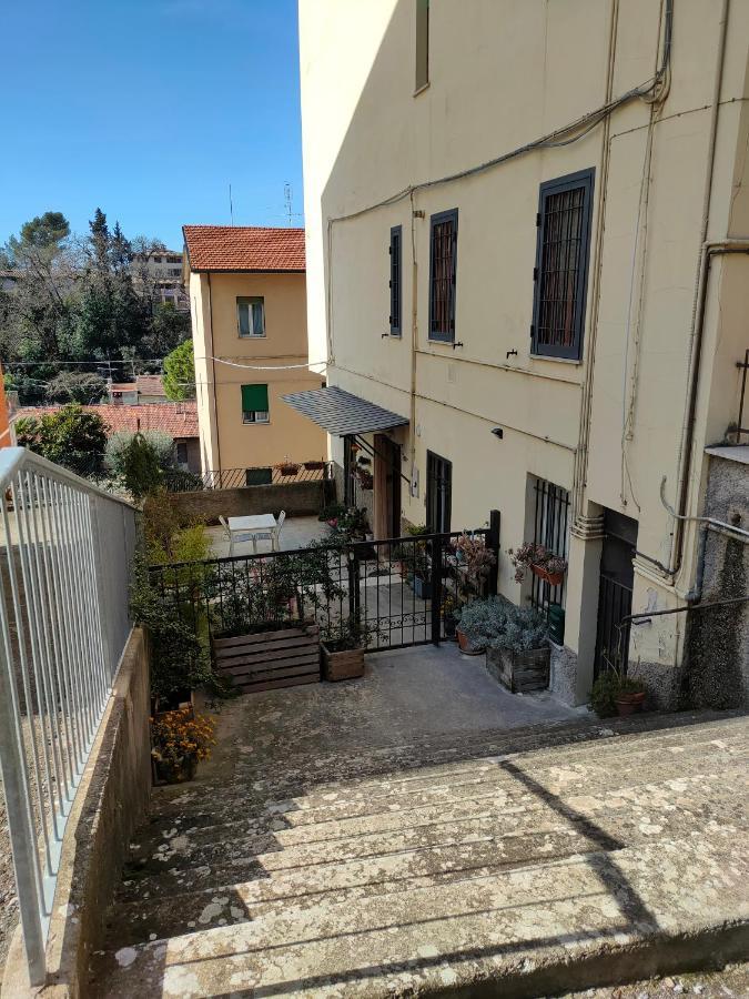 La Casa Di Piera E Gina Apartment เปรูจา ภายนอก รูปภาพ